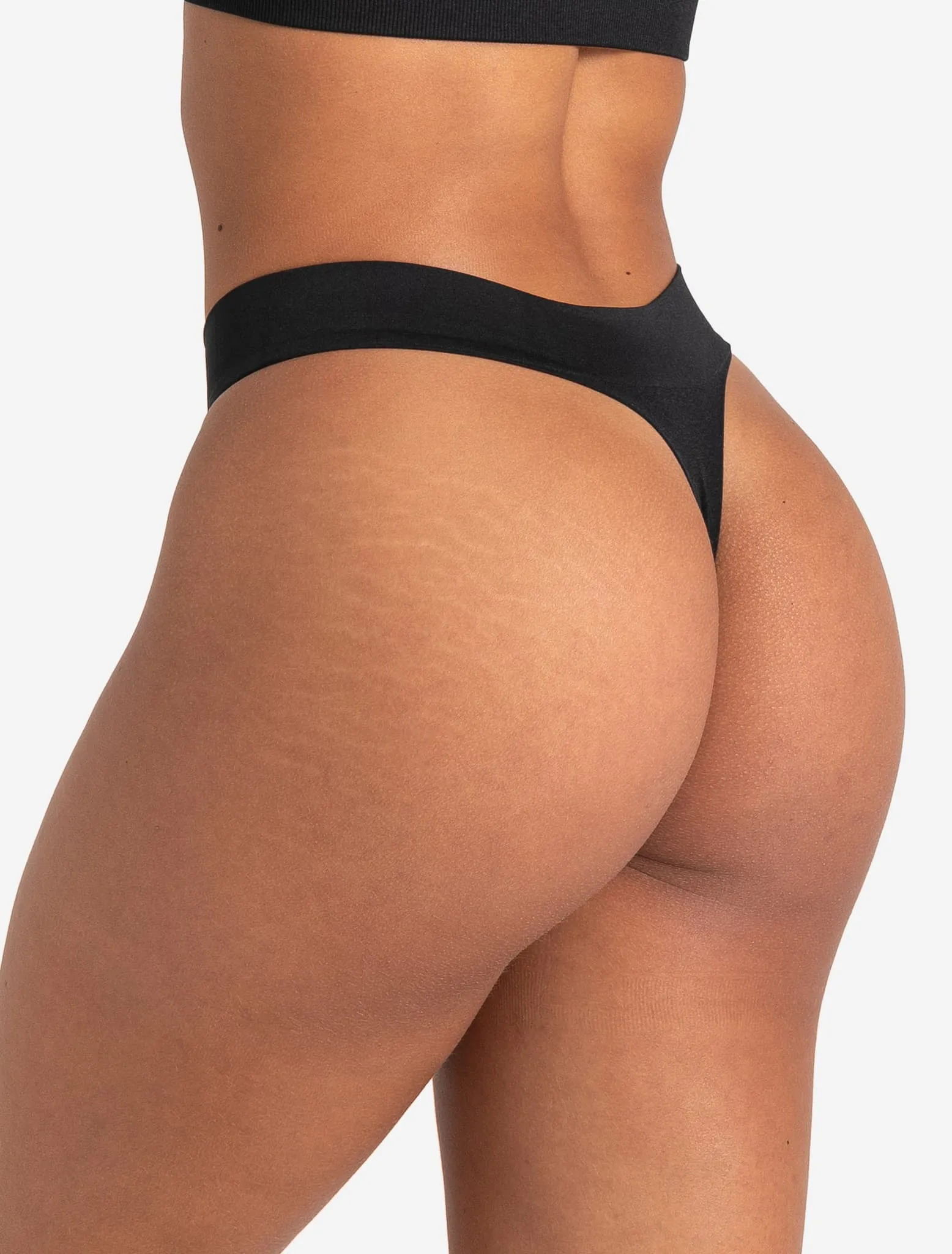 ADAPT 2.0 Seamless Thong - Blackout