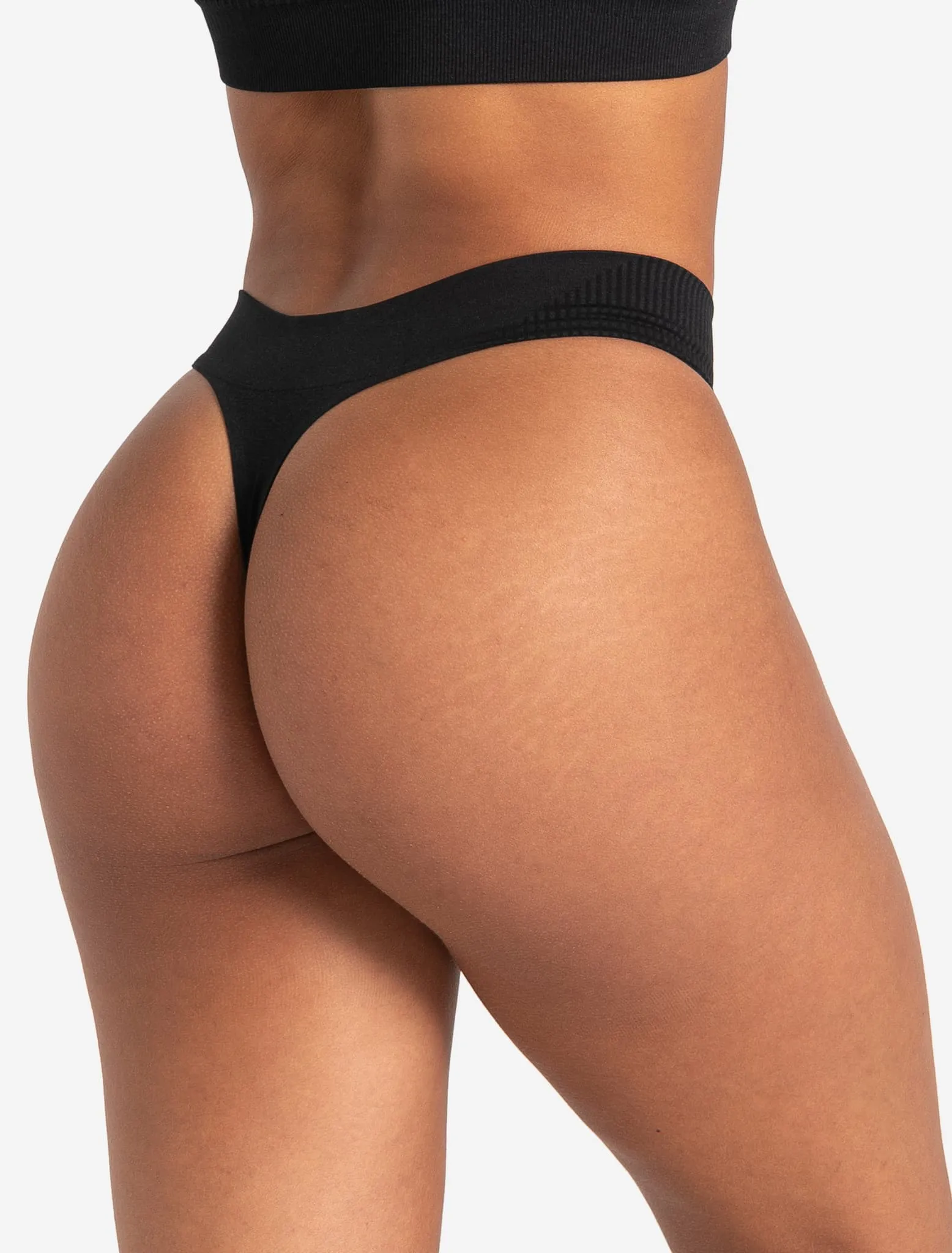 ADAPT 2.0 Seamless Thong - Blackout