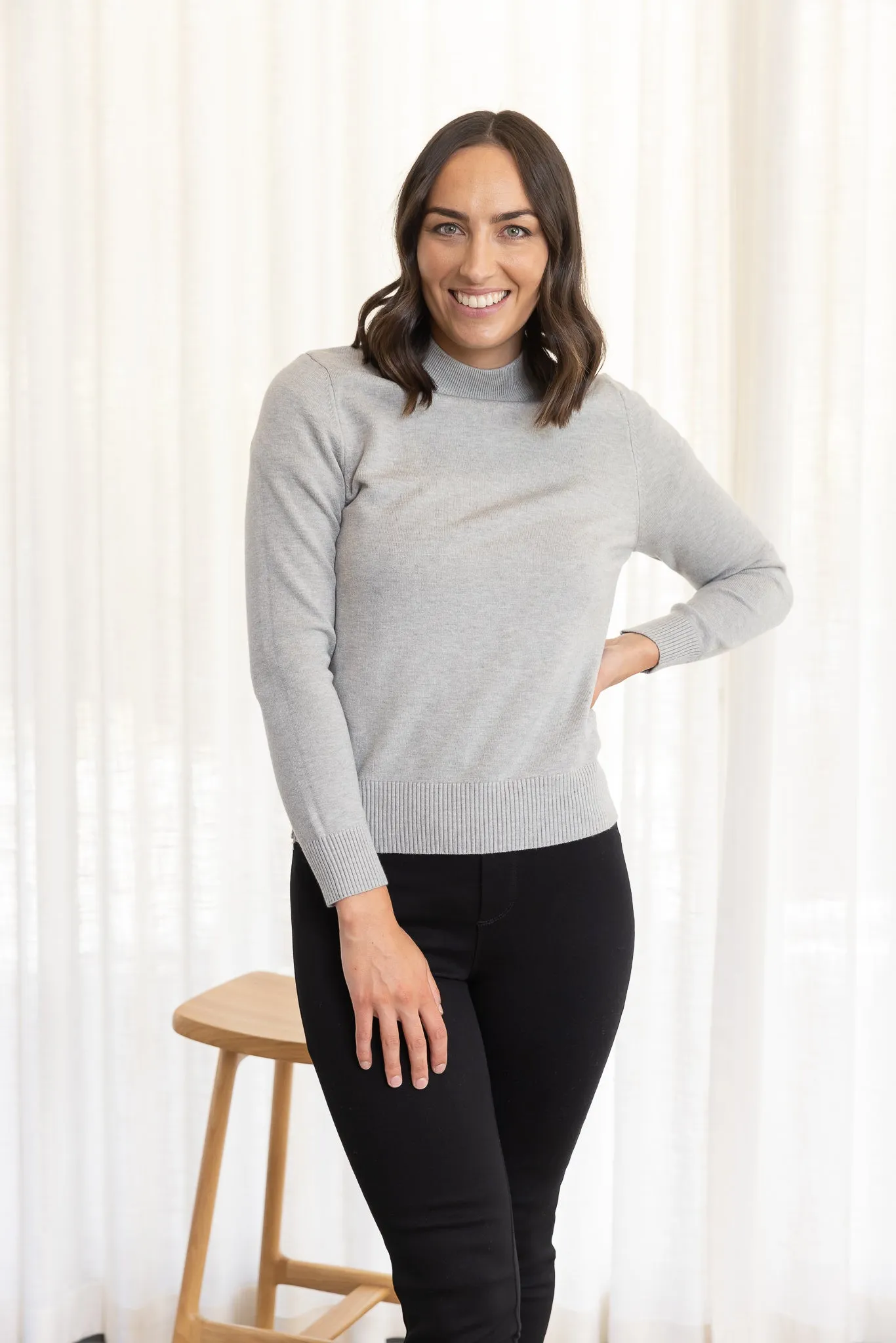 ELAINA KNIT TOP - Grey