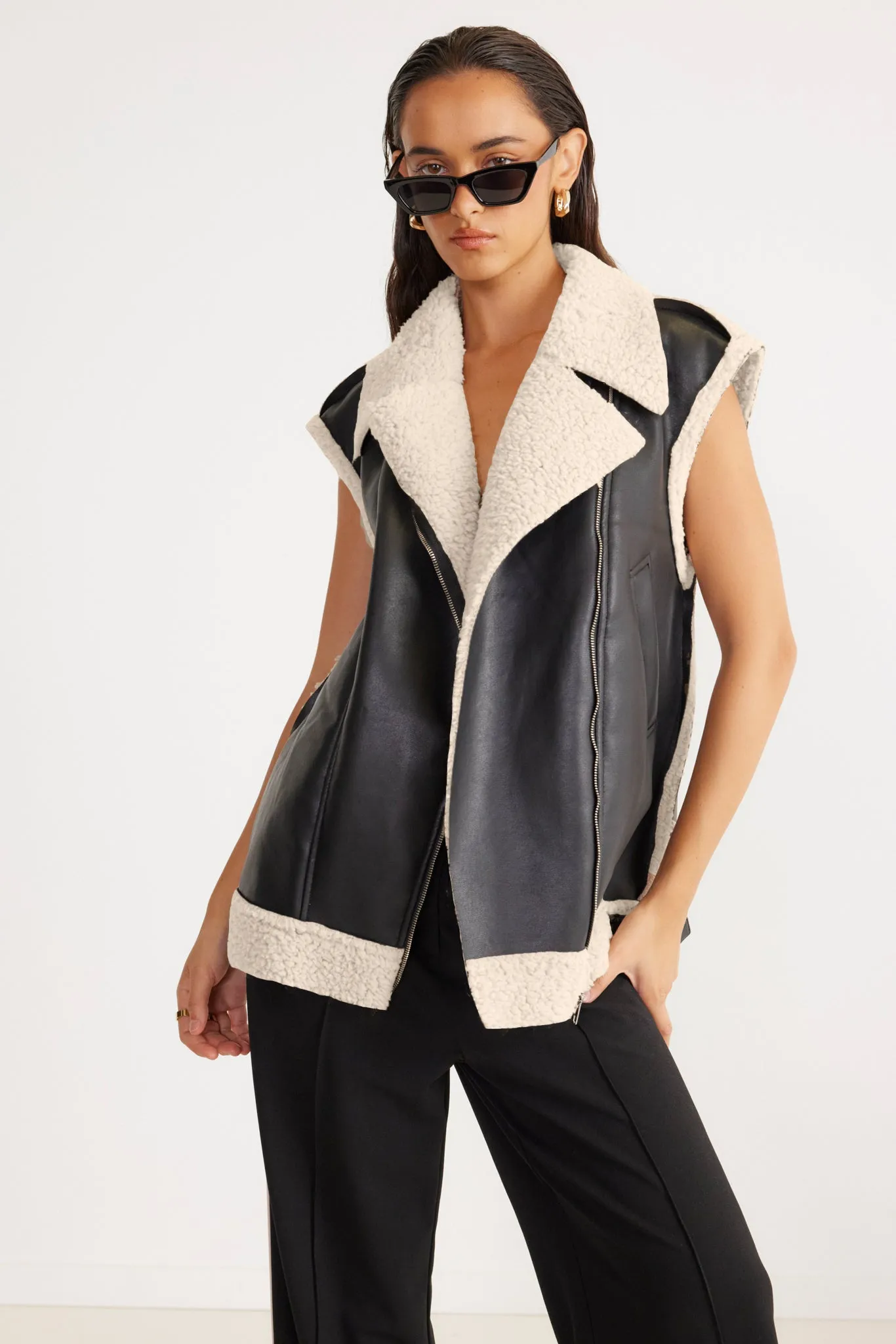 LONDON OVERSIZED VEST