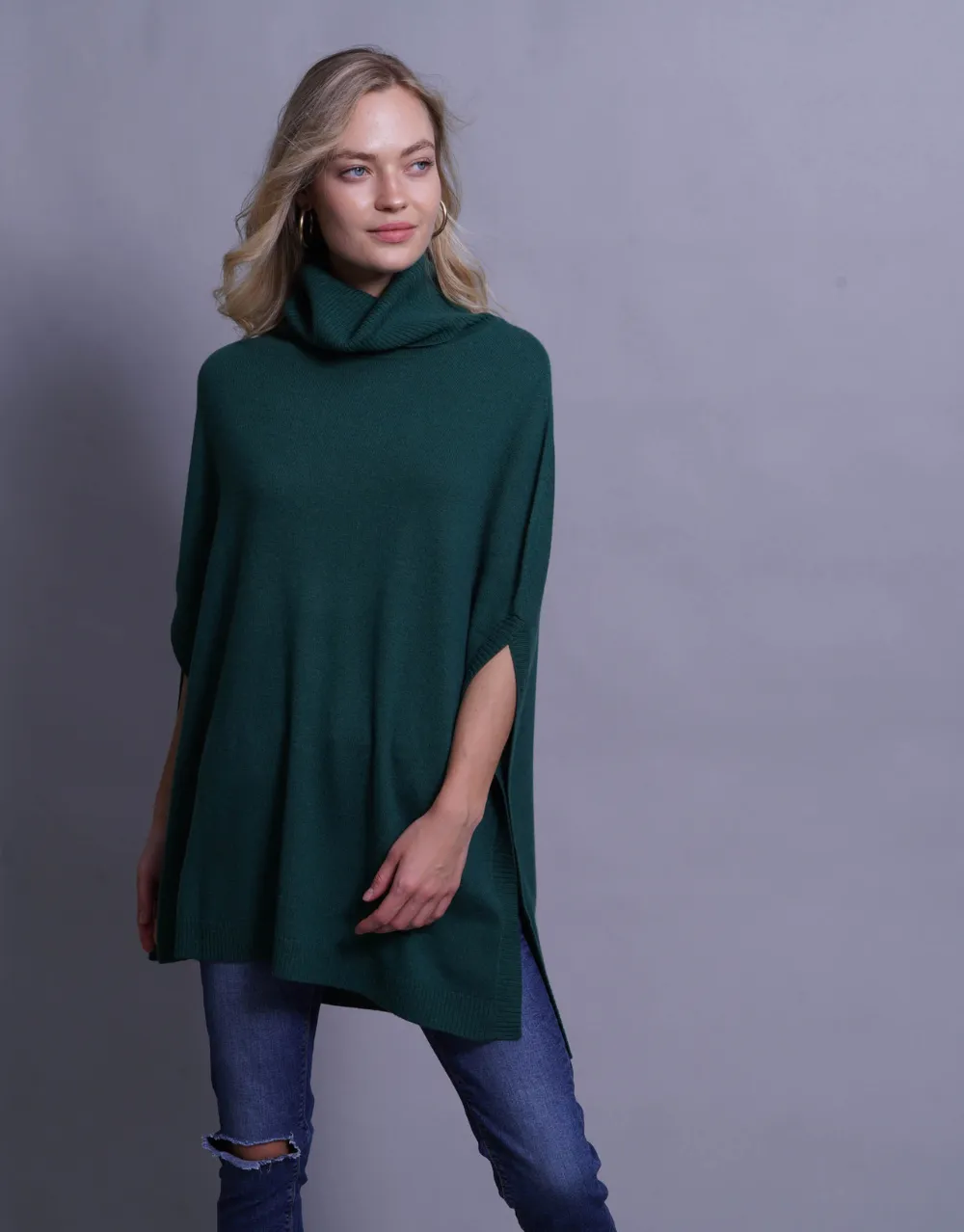 Mary Poncho in Bottle Green