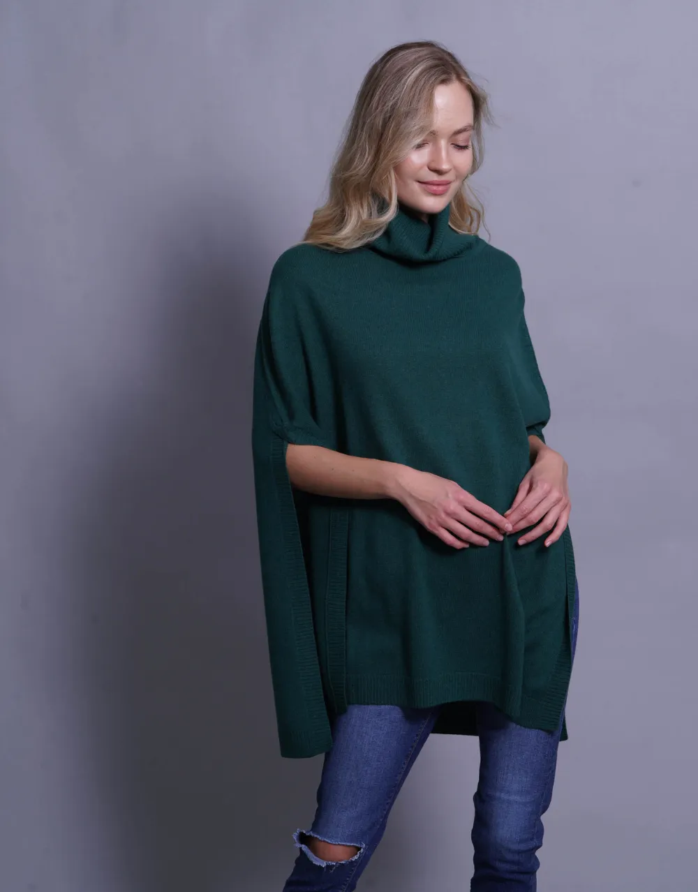 Mary Poncho in Bottle Green