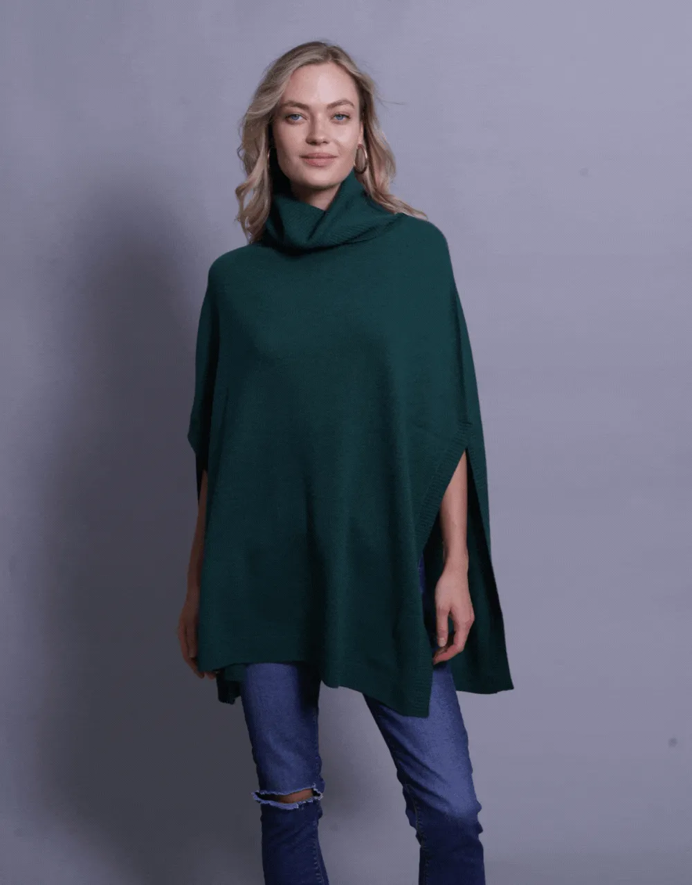 Mary Poncho in Bottle Green