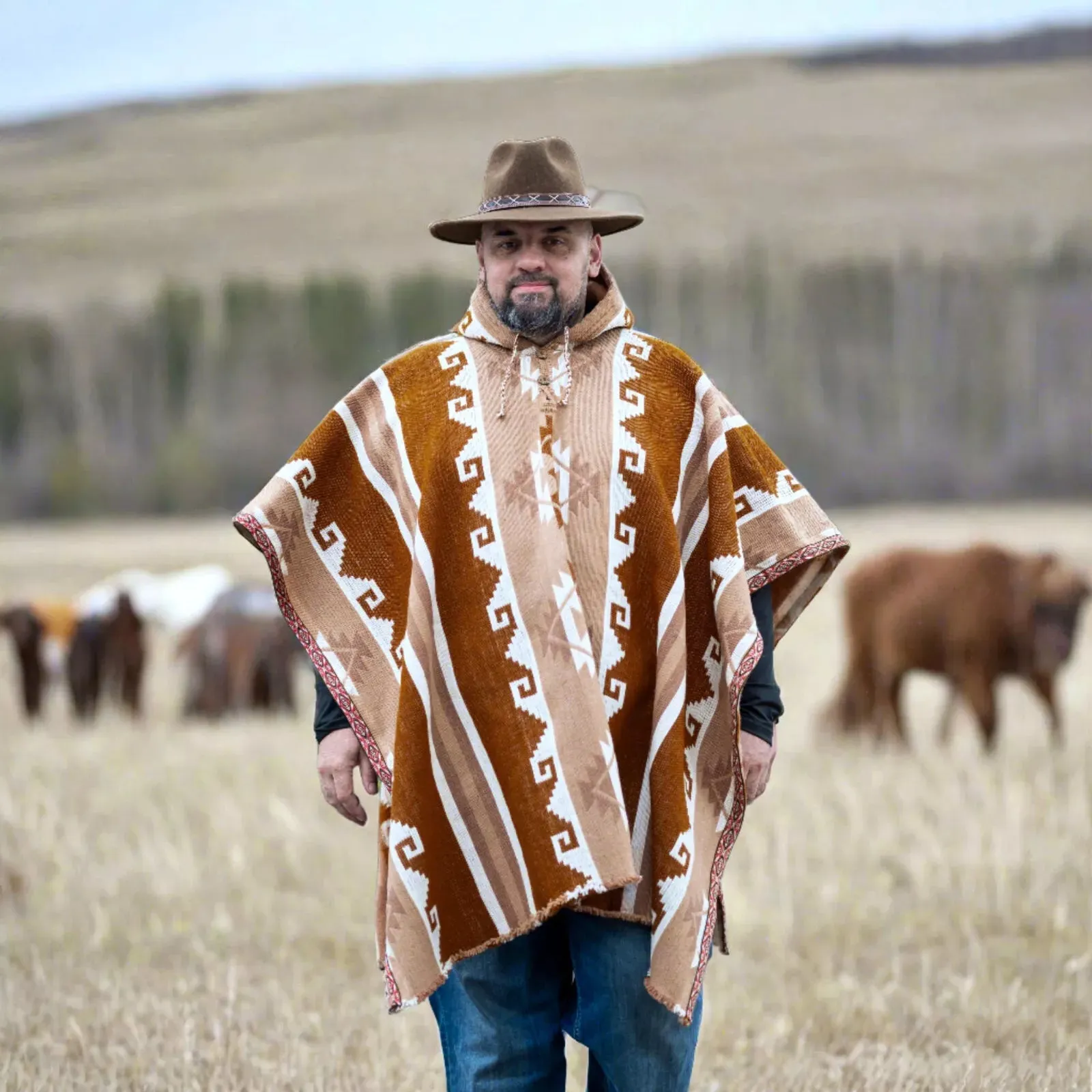 Naypongo - Llama Wool Unisex South American Handwoven Thick Hooded Poncho - Andean pattern - brown-beige colours