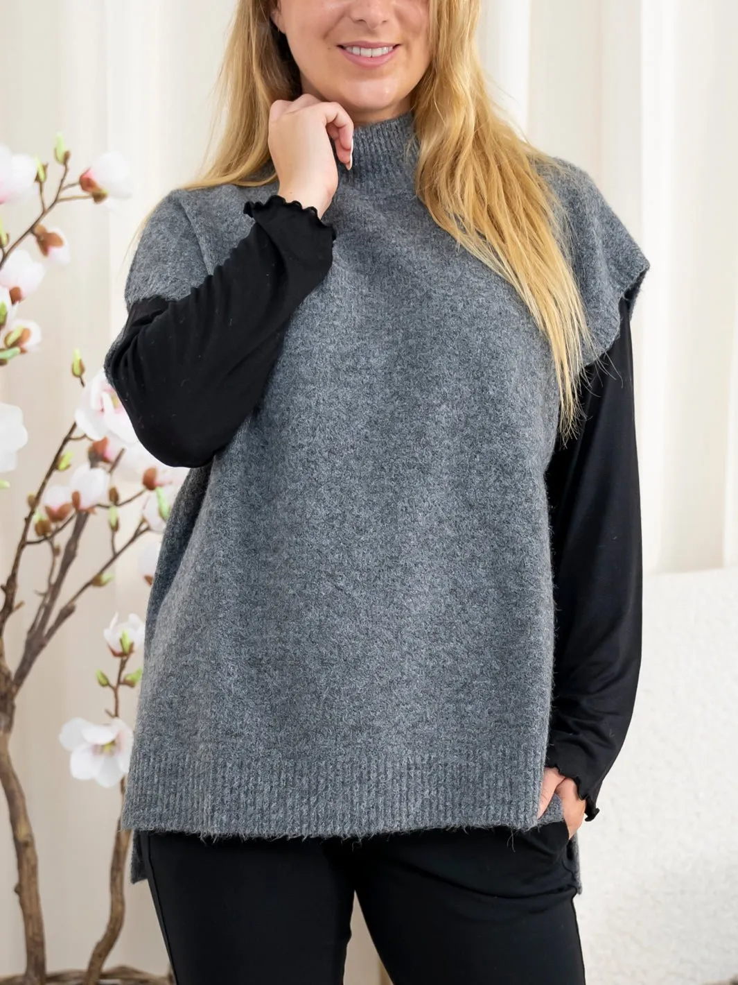 Soya Concept Freise 1 poncho dark grey